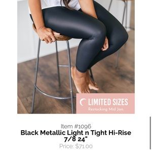 Zyia Black Metallic 7/8 leggings Light n Tight